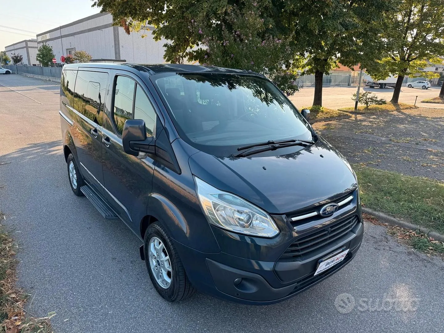 Ford Tourneo Custom 2014 photo 2