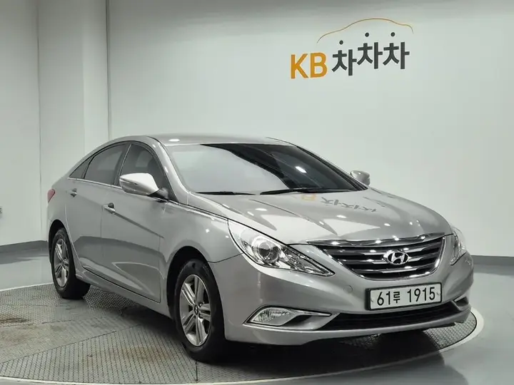 Hyundai Sonata 2013 photo 4