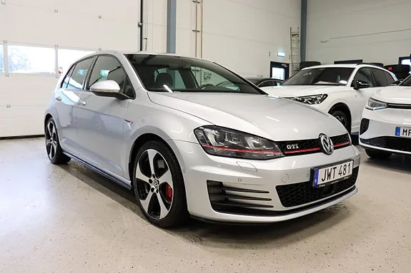Volkswagen Golf I 2014 photo 2