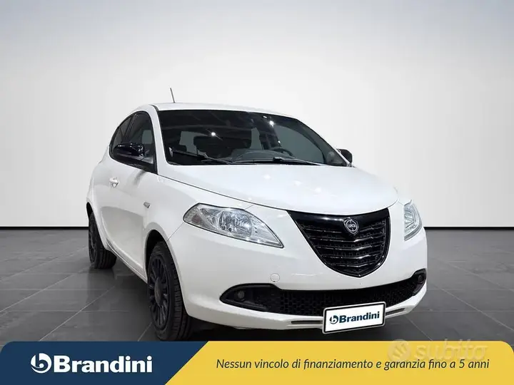 Lancia Ypsilon 2015 photo 4