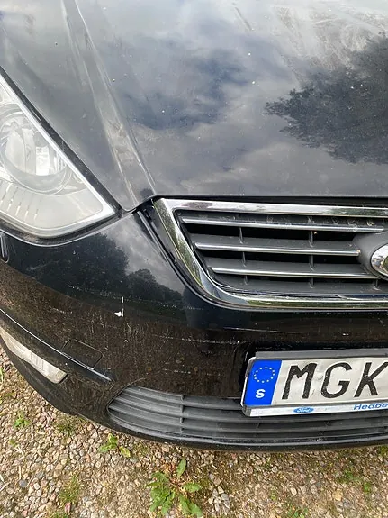 Ford Galaxy 2012 photo 3