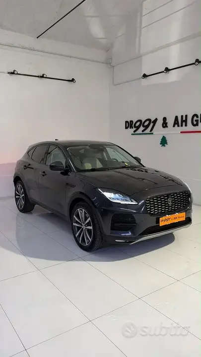 Jaguar E-Pace 2021 photo 2