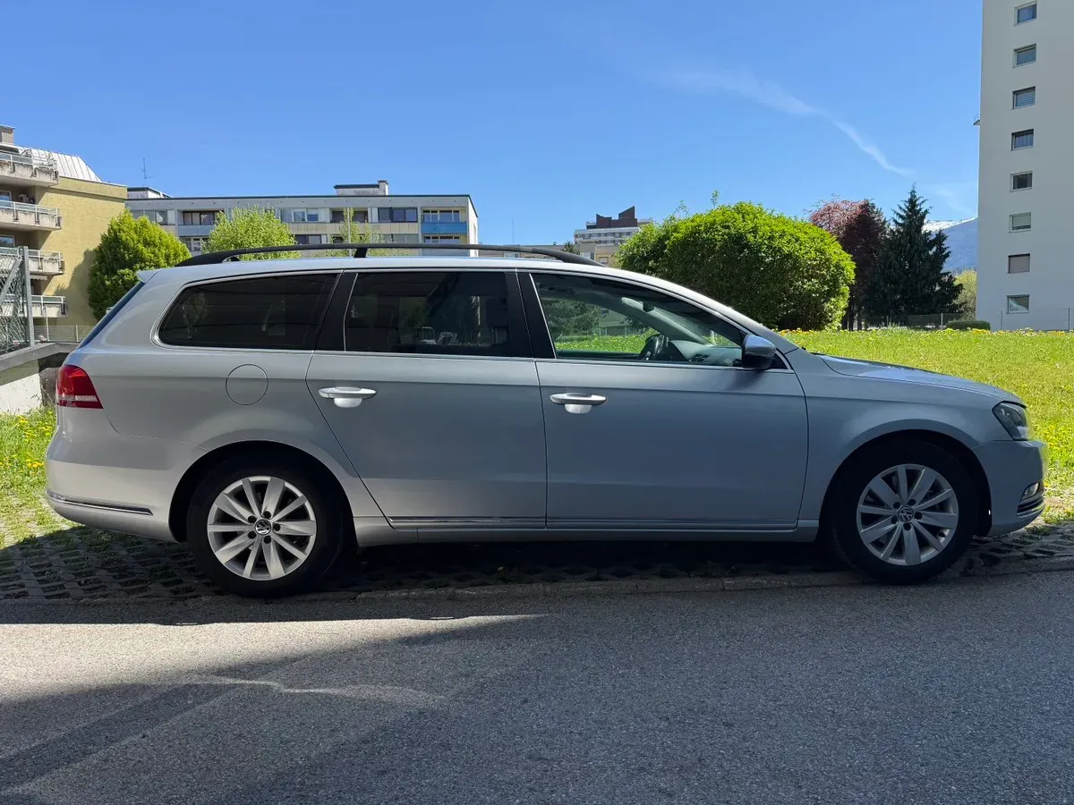 Volkswagen Passat 2014 photo 2