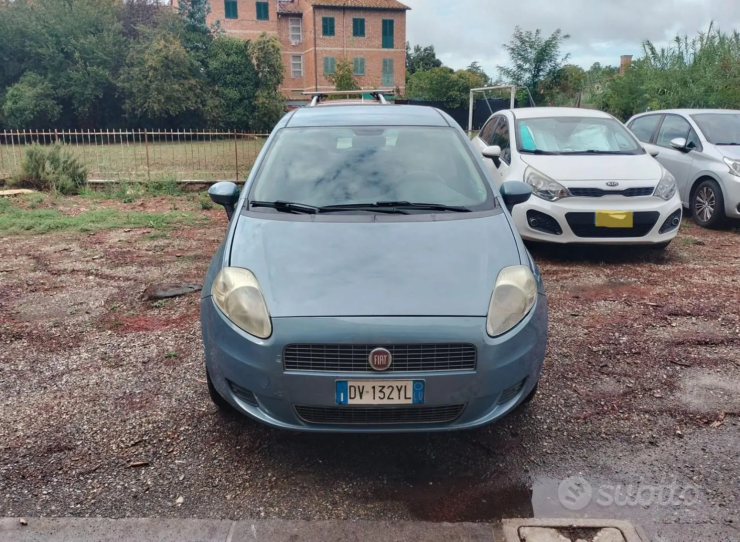 Fiat Grande Punto 2009 photo 2