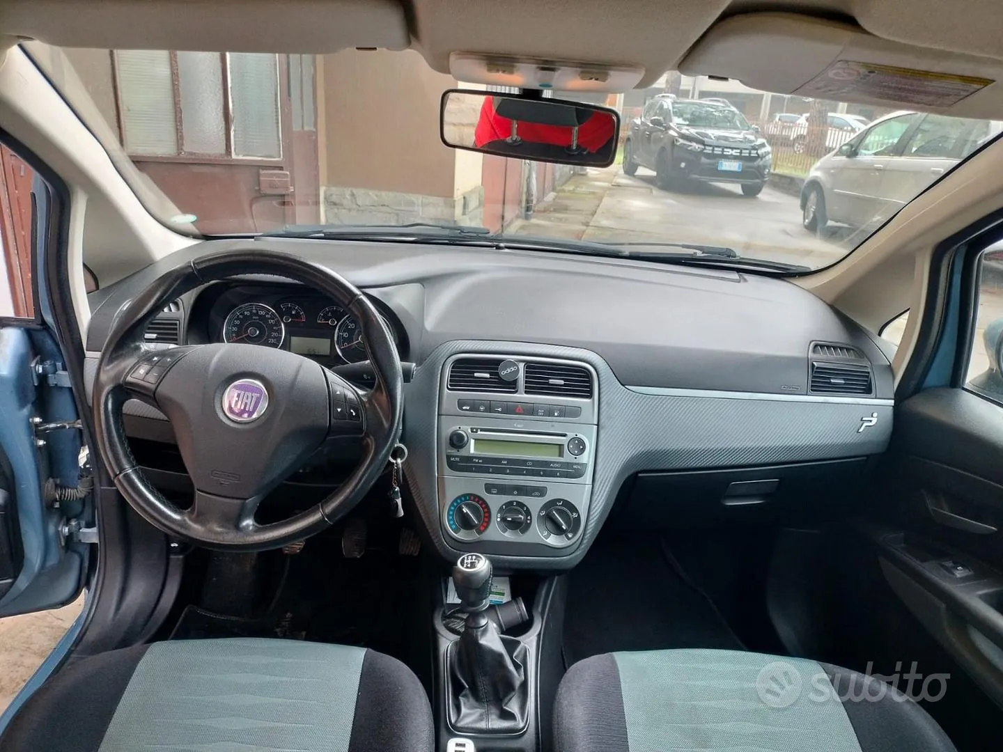 Fiat Grande Punto 2009 photo 3