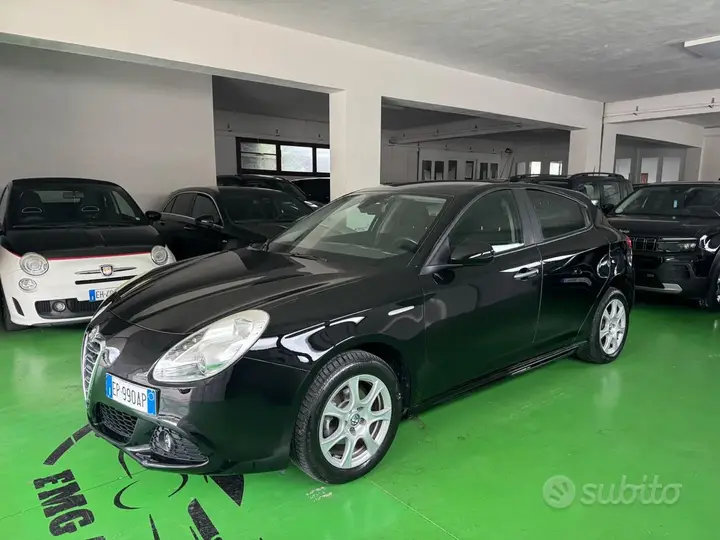 Alfa Romeo Giulietta 2013 photo 4