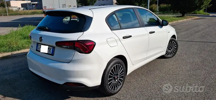 Fiat Tipo 2023 photo 2