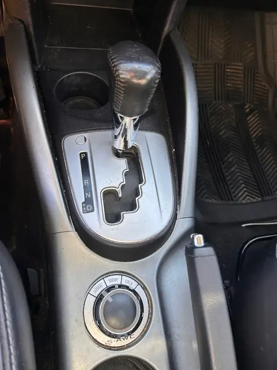 Mitsubishi Outlander 2010 photo 4