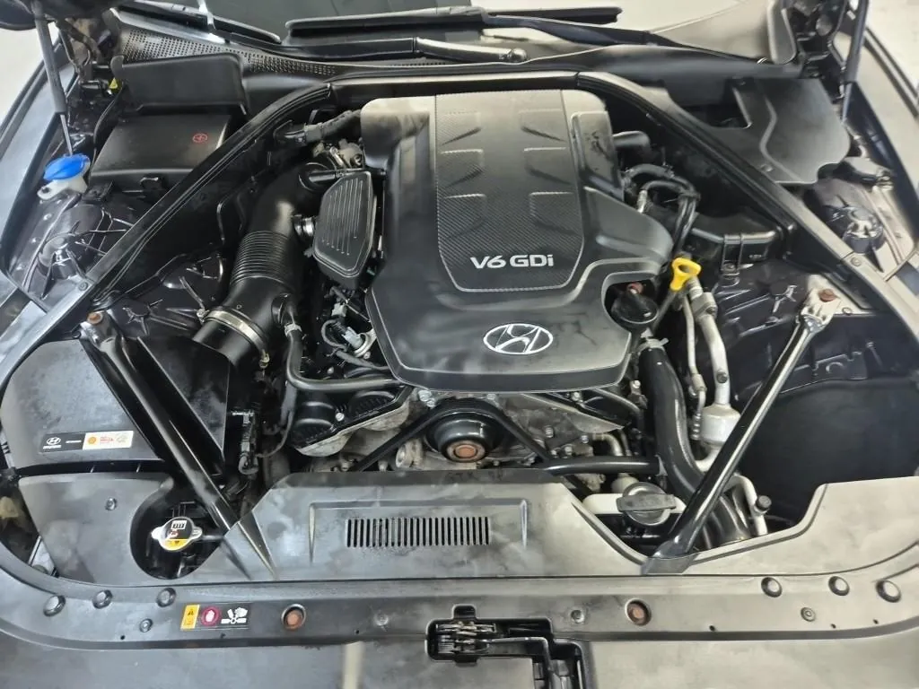 Hyundai Genesis 2016 photo 5