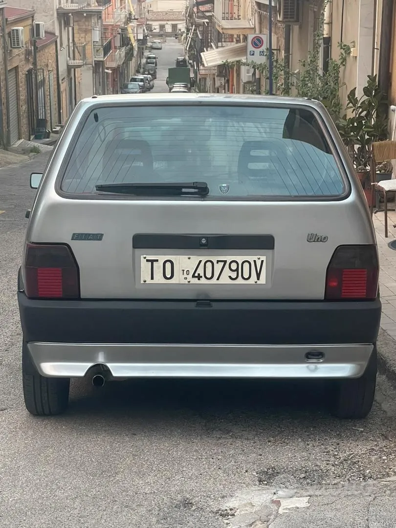Fiat Uno 1993 photo 2