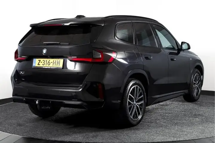 BMW X1 2023 photo 2