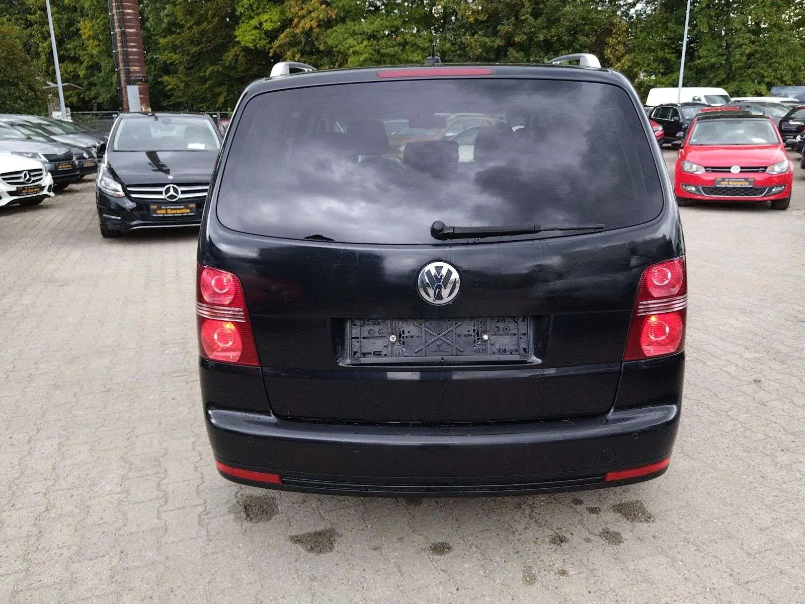 Volkswagen Touran 2010 photo 5