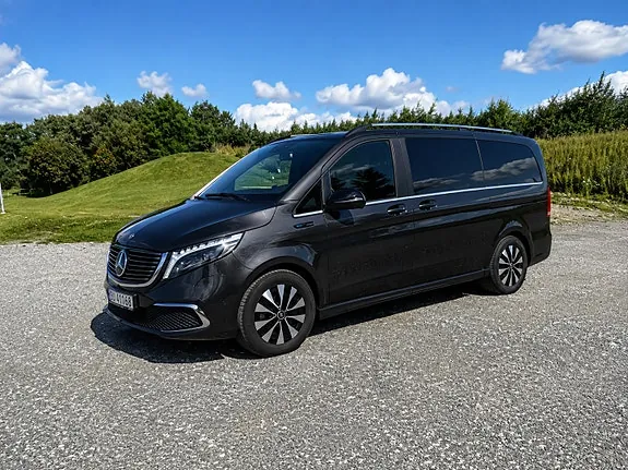 Mercedes-Benz Eqv300