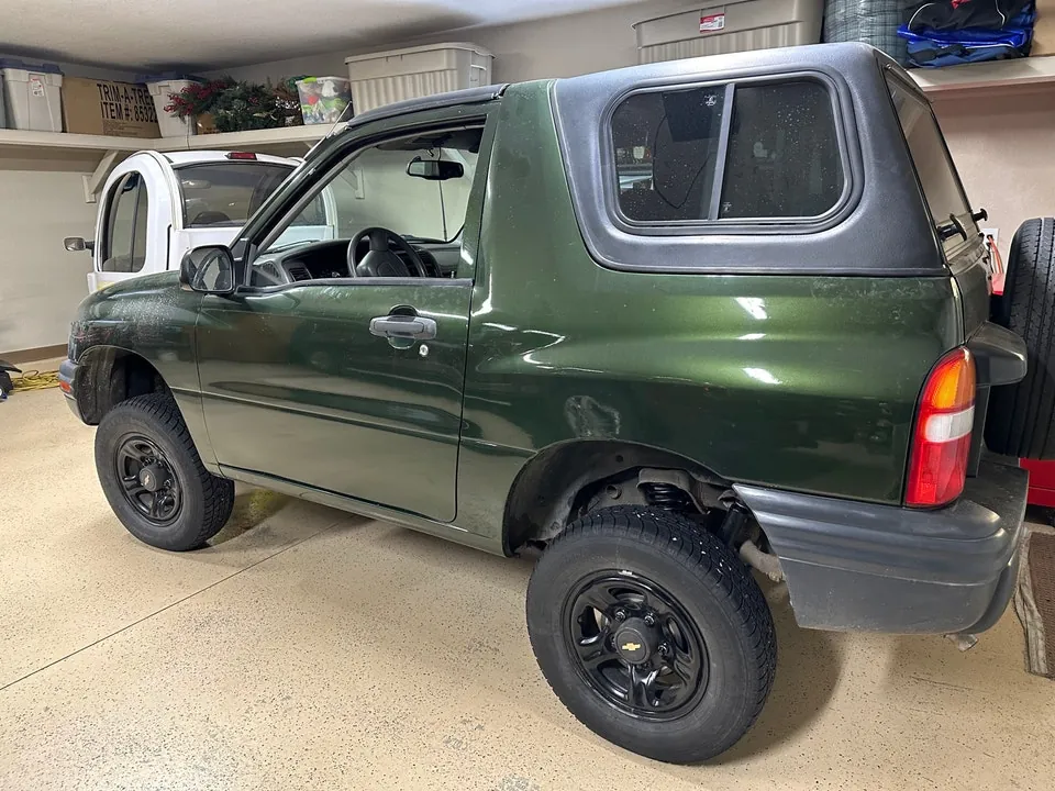 Chevrolet Tracker 1999 photo 2