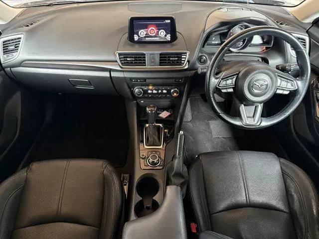 Mazda Axela 2017 photo 3