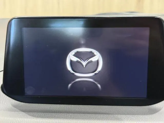 Mazda Axela 2017 photo 4