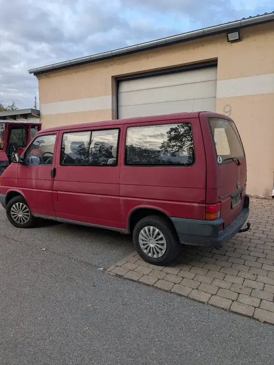 Volkswagen T4 1999 photo 3
