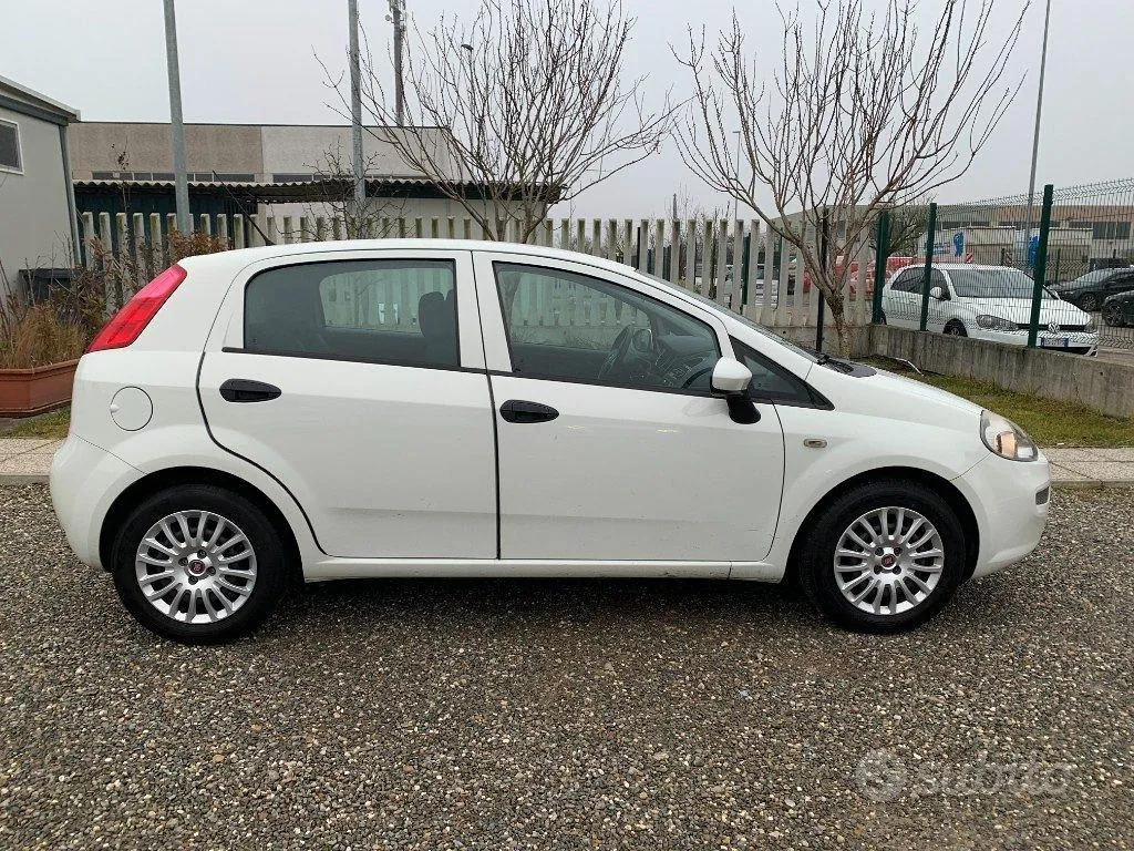 Fiat Punto 2017 photo 4