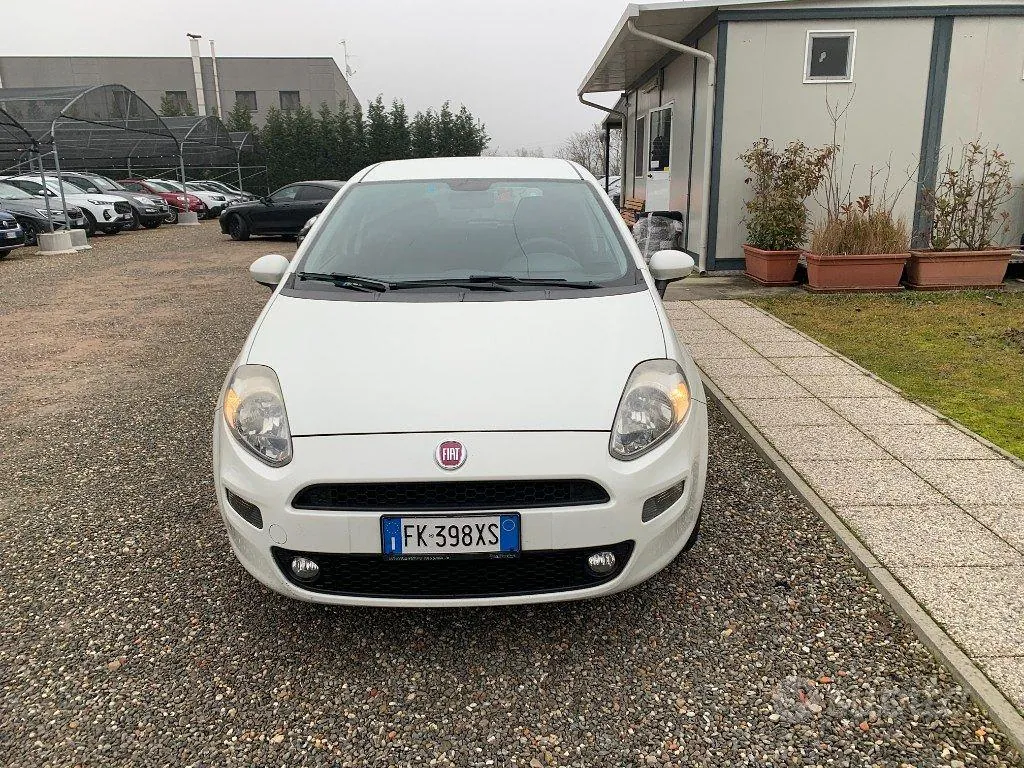 Fiat Punto 2017 photo 2