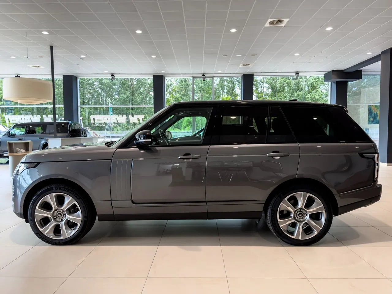 Land Rover Range Rover 2018 photo 2