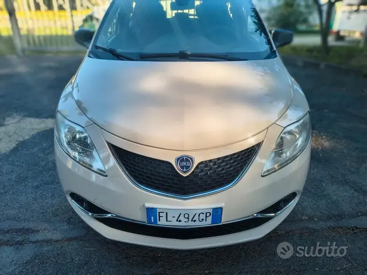 Lancia Ypsilon 2017 photo 3