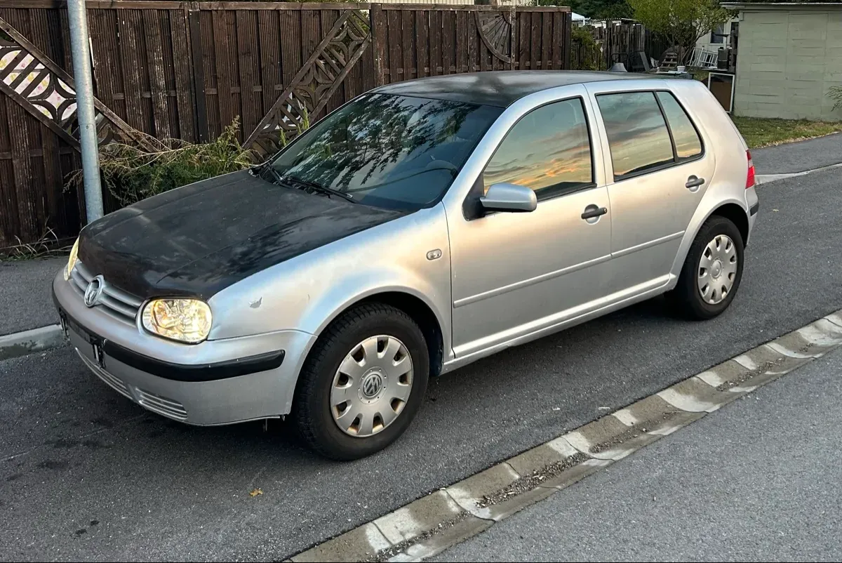 Volkswagen Golf 2002 photo 3