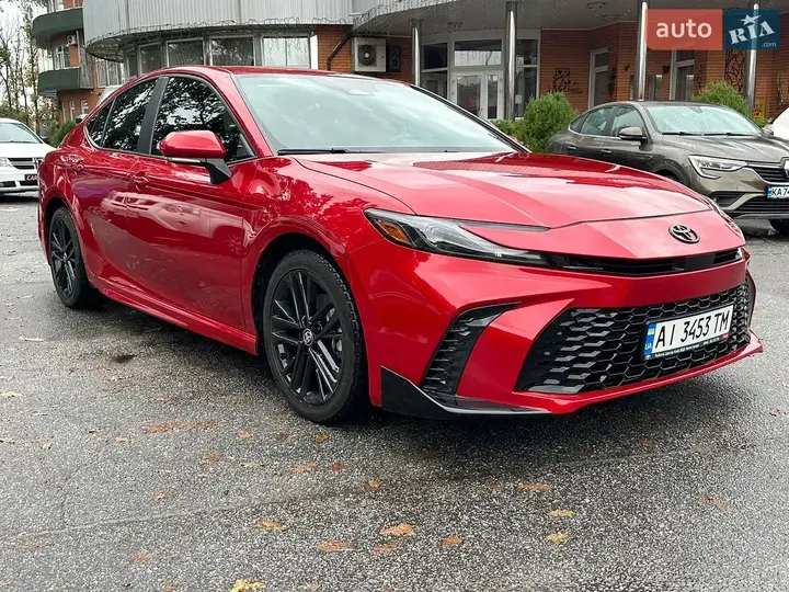 Toyota Camry 2024 photo 2