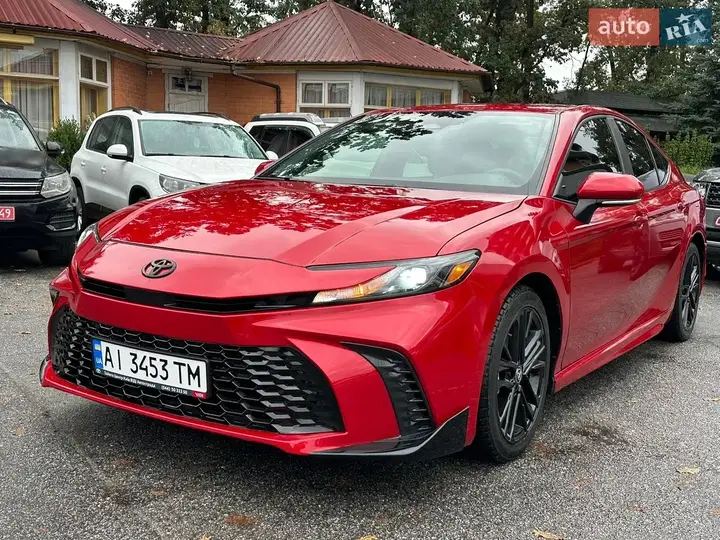 Toyota Camry 2024 photo 3