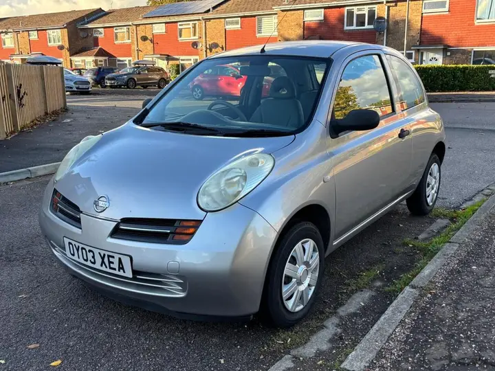 Nissan Micra 2003 photo 2
