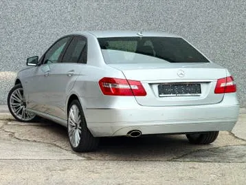 Mercedes-Benz E-Class 2009 photo 3