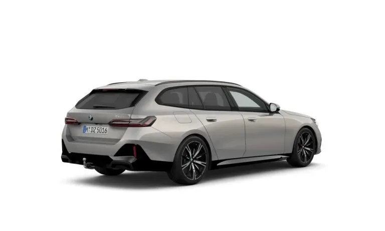 BMW 5 Series photo 2