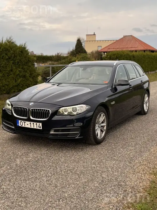 BMW 520D 2015 photo 2