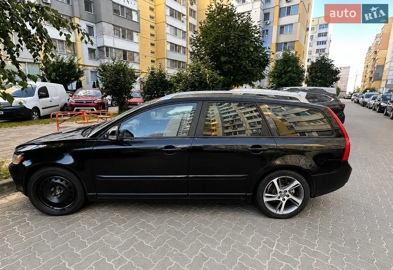 Volvo V50 2012 photo 5
