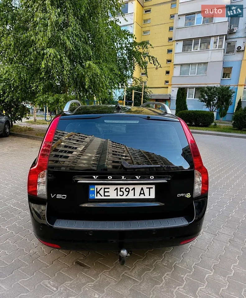 Volvo V50 2012 photo 3