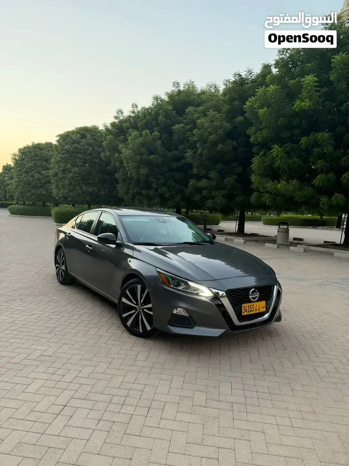 Nissan Altima 2020 photo 2