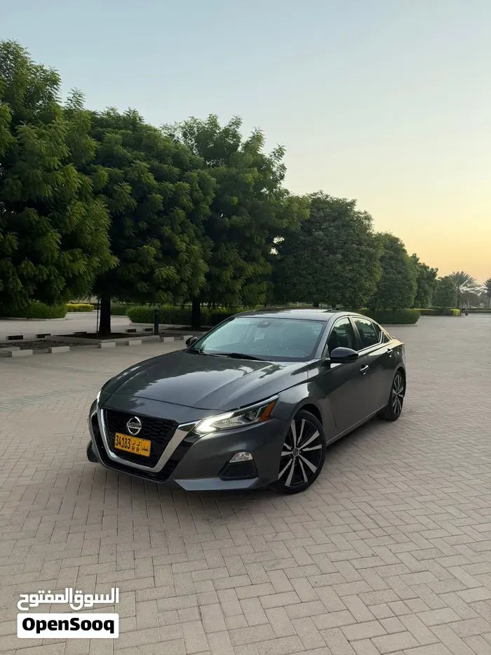 Nissan Altima