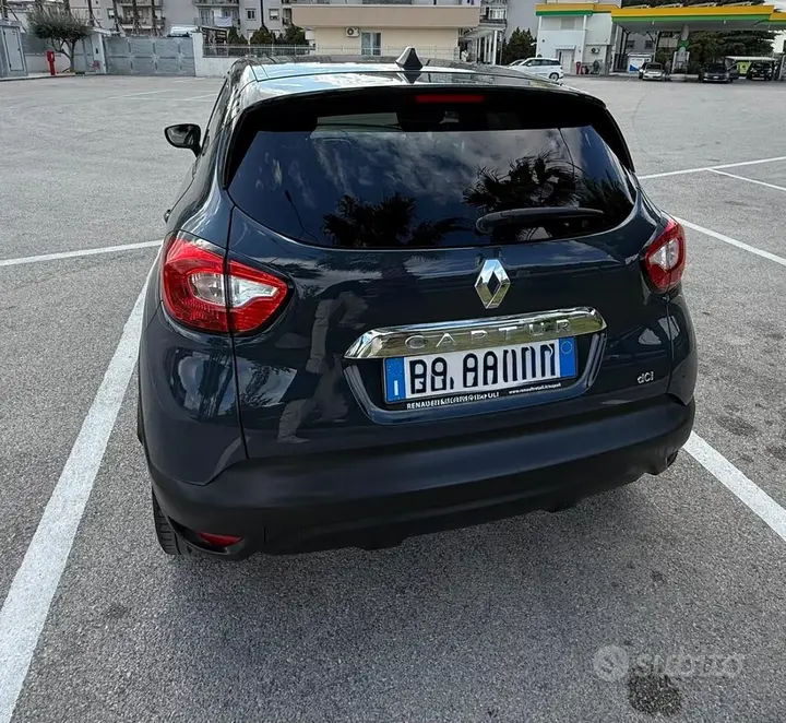 Renault Captur 2016 photo 2