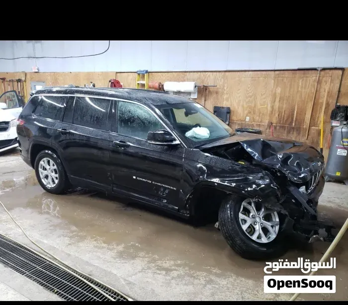 Jeep Grand Cherokee 2023 photo 2