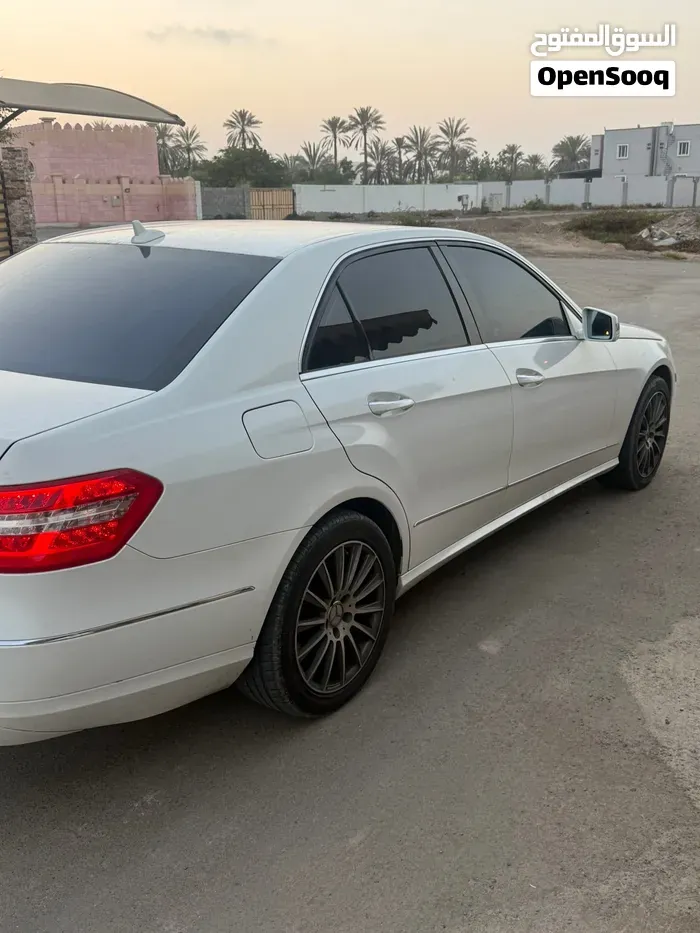 Mercedes-Benz E-Class 2013 photo 4
