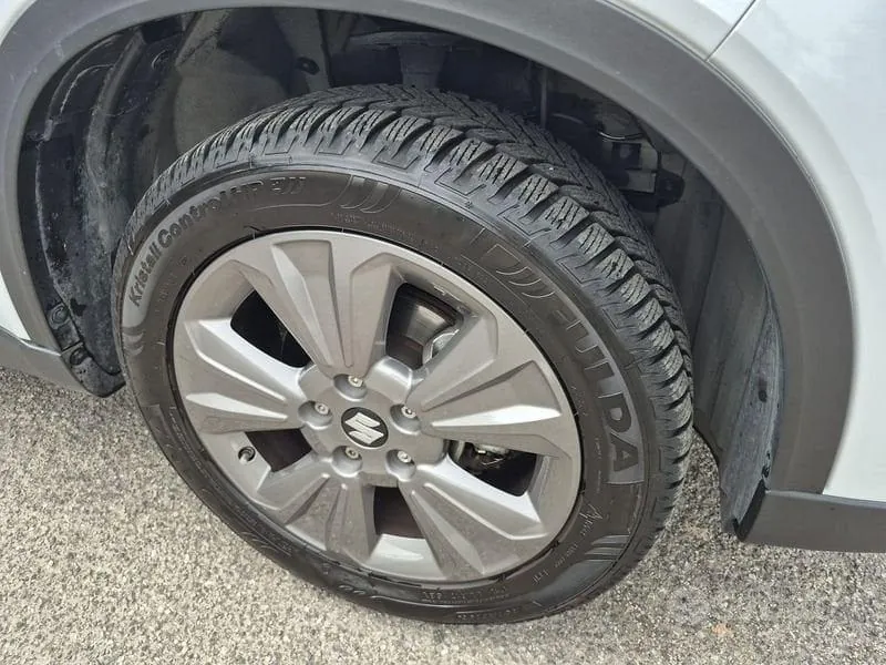Suzuki Vitara 2022 photo 5