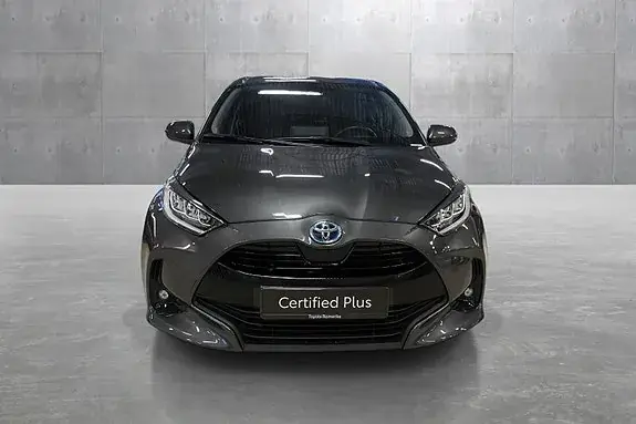 Toyota Yaris 2023 photo 4