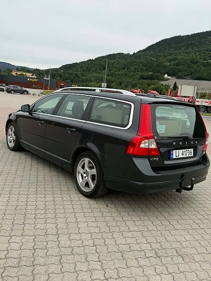 Volvo V70 2011 photo 3