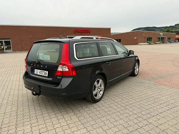 Volvo V70 2011 photo 4
