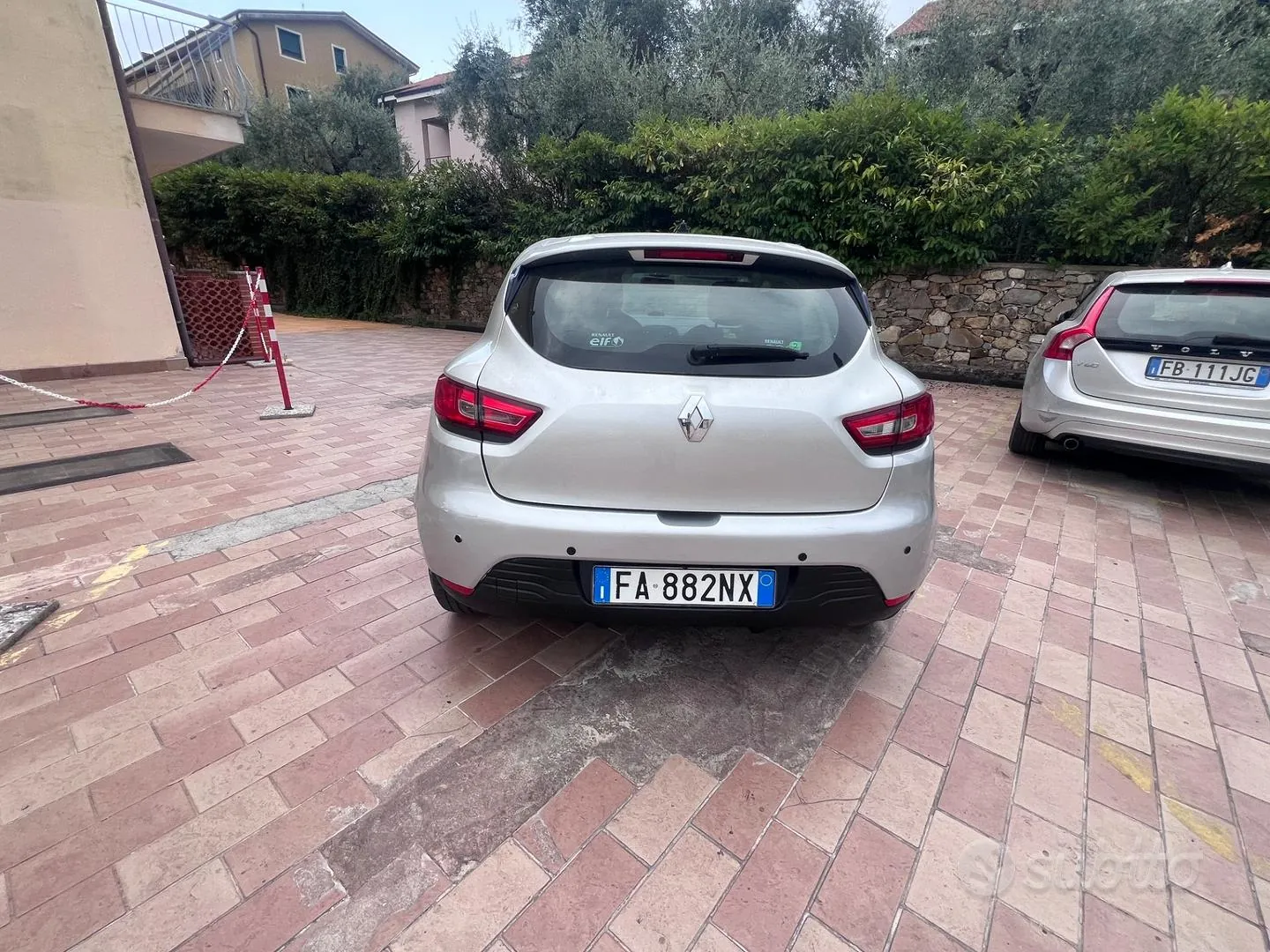 Renault Clio 2015 photo 2