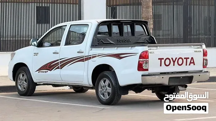Toyota Tundra 2015 photo 2