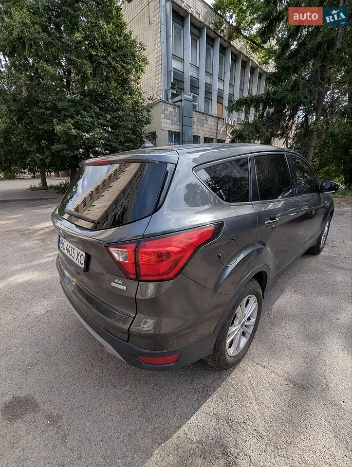 Ford Escape 2019 photo 4