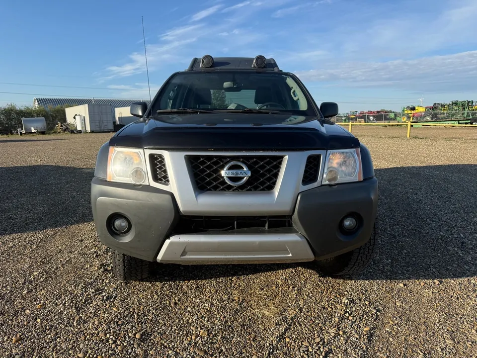 Nissan Xterra 2015 photo 2