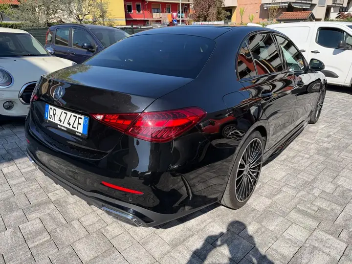 Mercedes-Benz C 220 2023 photo 2