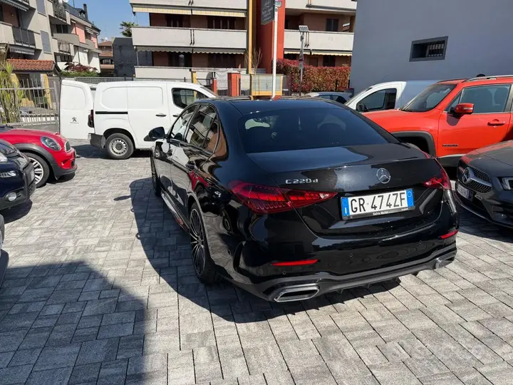 Mercedes-Benz C 220 2023 photo 4
