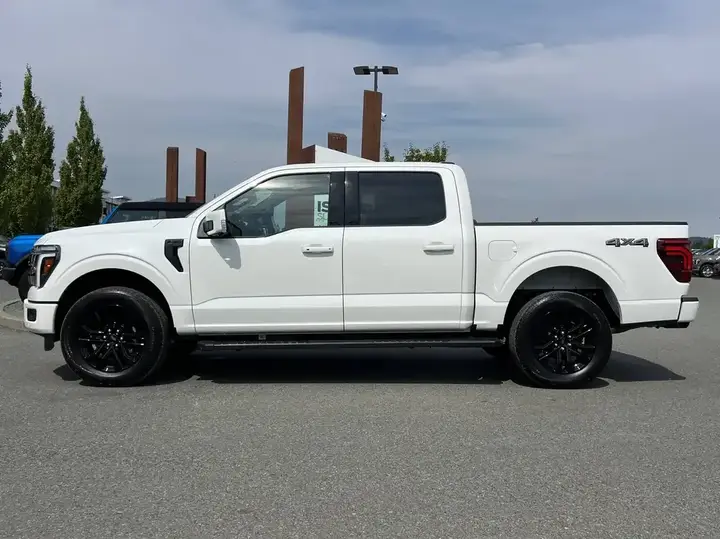 Ford F-150 2026 photo 3